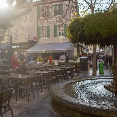 Entree Independante Ideal Vacance Ou Travail Apartment